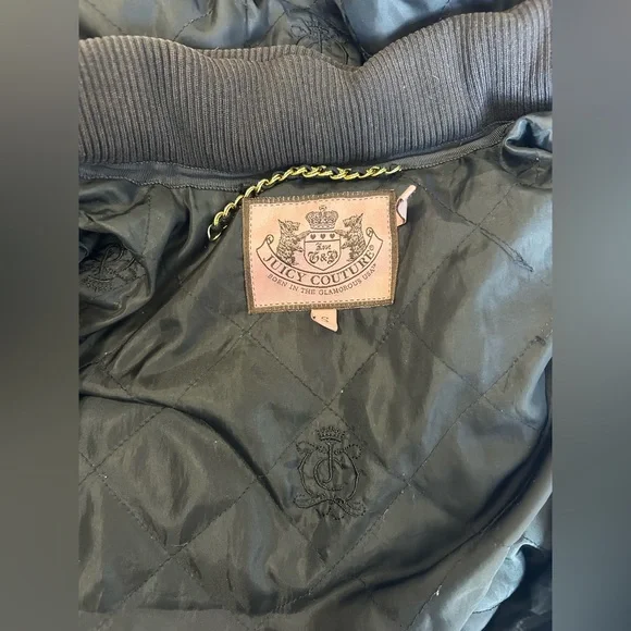 Juicy Couture Black Quilted Puffer Jacket with fur hood - Picture 5 of 6